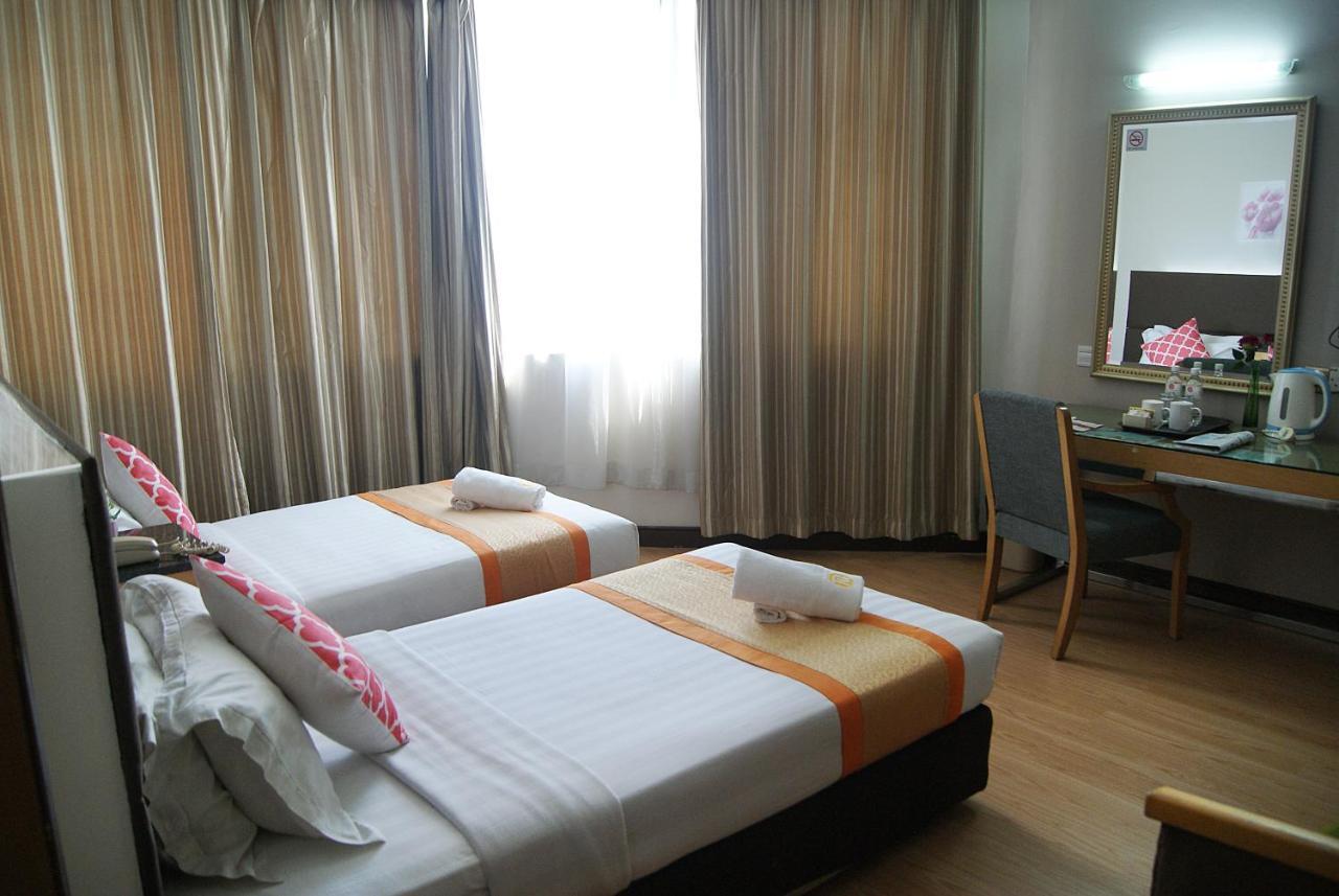 Tang Dynasty Hotel Kota Kinabalu Buitenkant foto